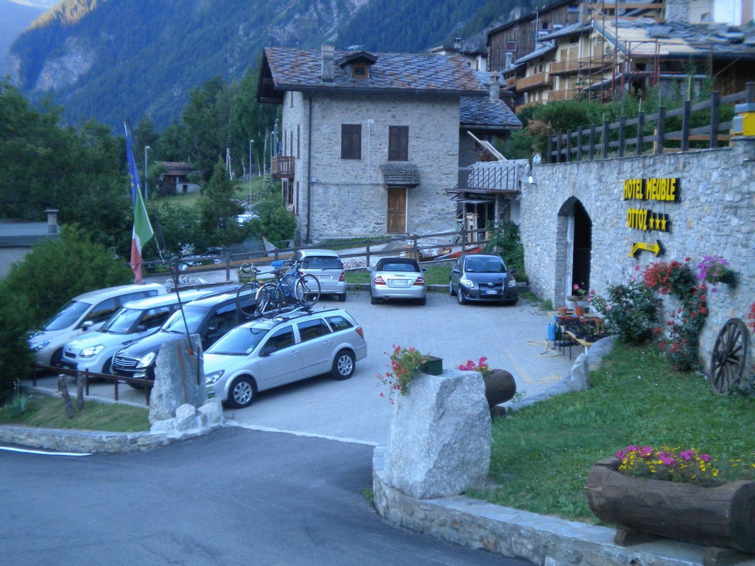 Hotel Ottoz Meuble