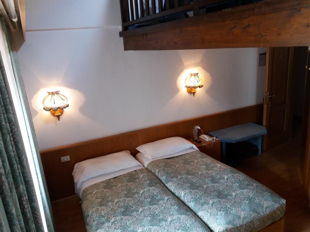 Hotel Ottoz Meuble 3*