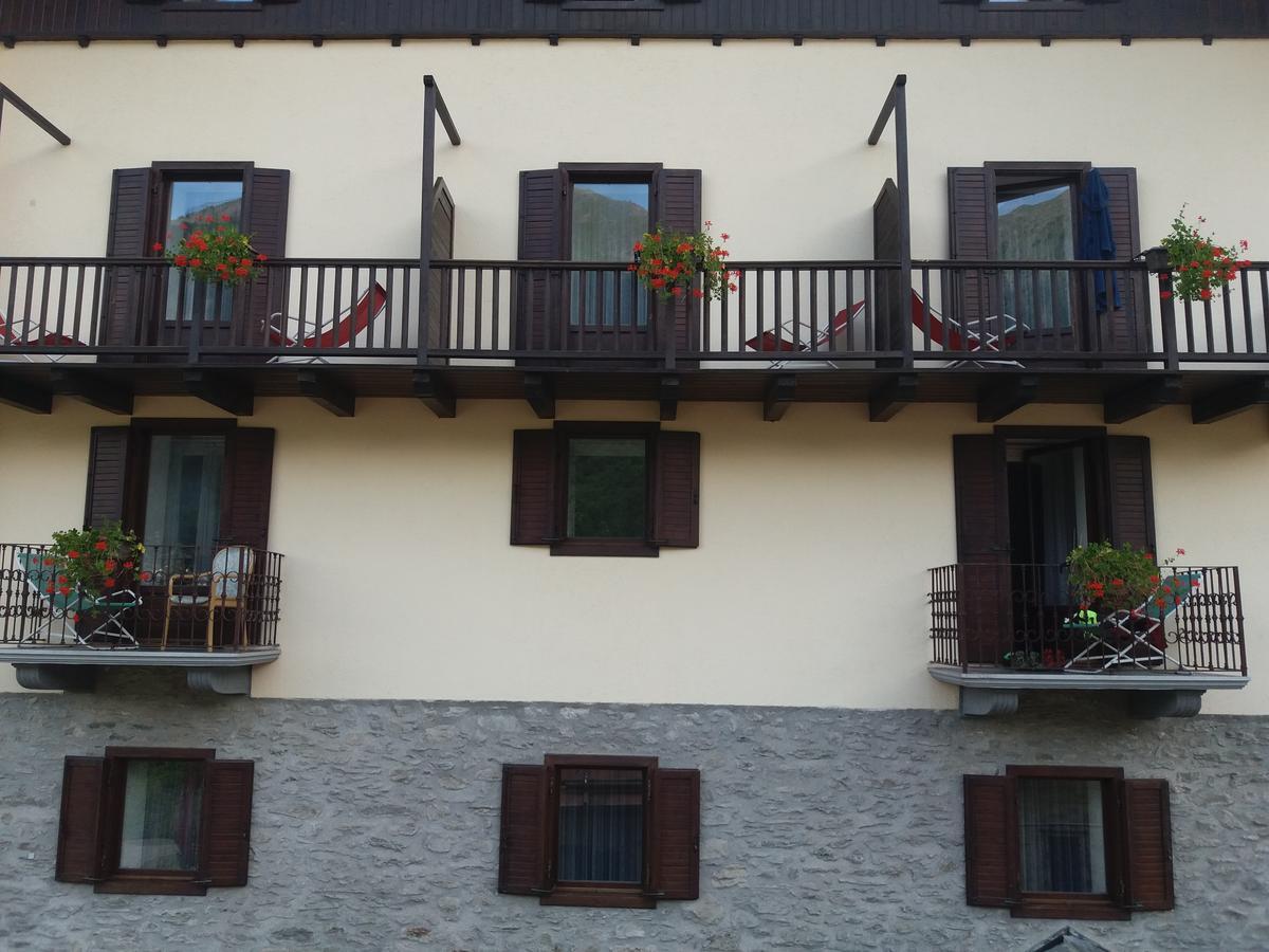 Ottoz Meuble 3*